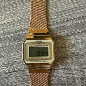 Casio Unisex Mid-Size Gold Tone Digital Retro Watch